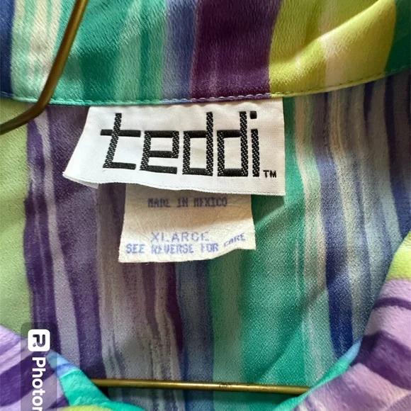 Vintage Athleisure Jacket by Teddi - Picture 3 of 5